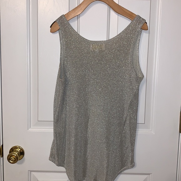 Cache Women’s Tank Top - Picture 4 of 6